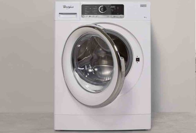 Lave linge hublot whirlpool fscr 80421