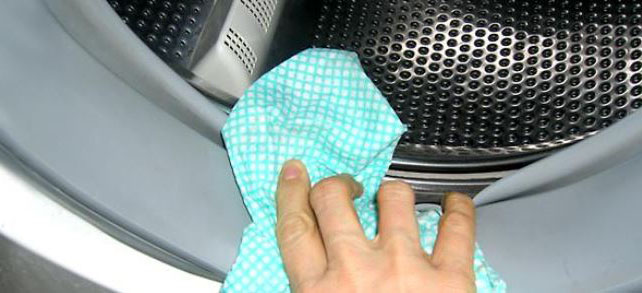 Nettoyer joint hublot lave linge