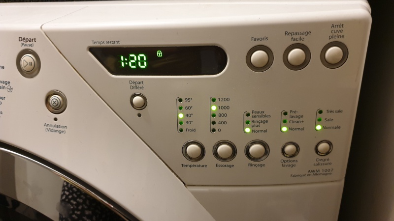 Lave linge whirlpool awm 1000